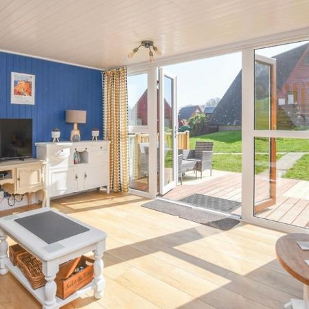 Foxes Sea Side Retreat Deluxe Chalet Is A Lovely Holiday Home Tucked Away On The Kent Coast Kingsdown  Eksteriør bilde