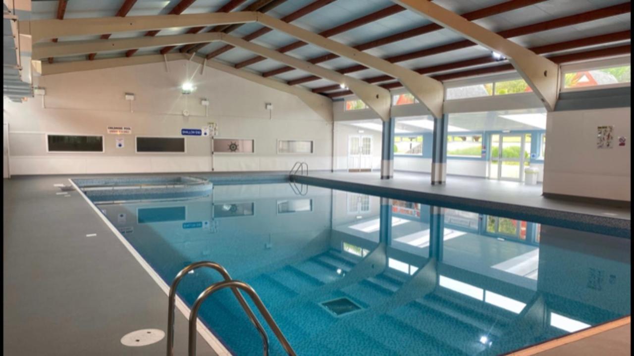 Foxes Sea Side Retreat Deluxe Chalet Is A Lovely Holiday Home Tucked Away On The Kent Coast Kingsdown  Eksteriør bilde